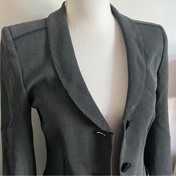 Armani Collezioni • Dark Navy Patterned Wool Blazer - Picture 6 of 7